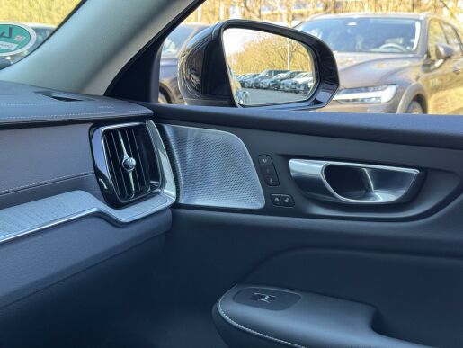 Volvo S60 B5 AWD ULTIMATE VENT B&W +KOLA