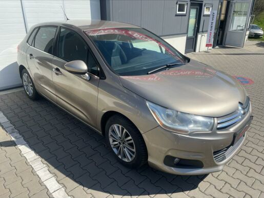 Citroën C4 1,6 VVti  CITROËN C4
