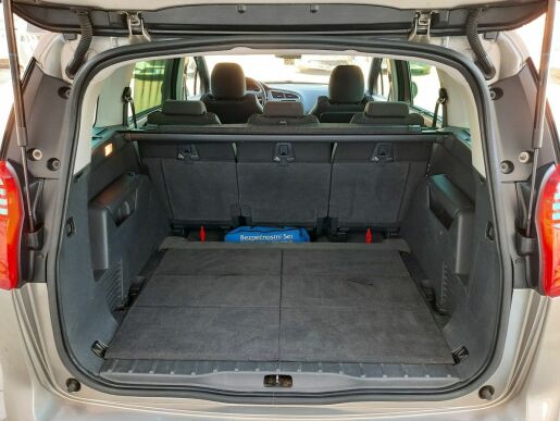 Peugeot 5008 ACTIVE 1,6 BHDI 120k M6
