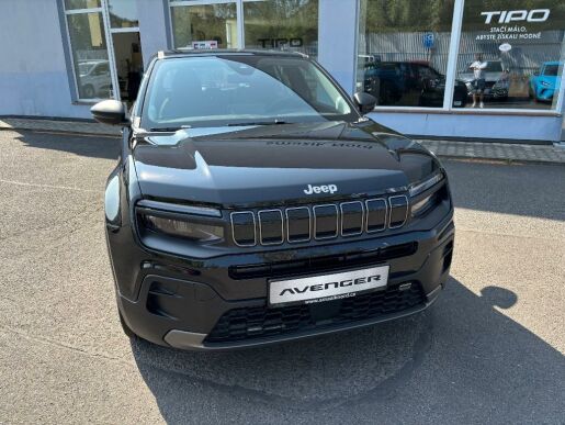 Jeep Avenger 1,2 T (100k) 6MT LONGITUDE