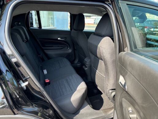 Jeep Avenger 1,2 T (100k) 6MT LONGITUDE