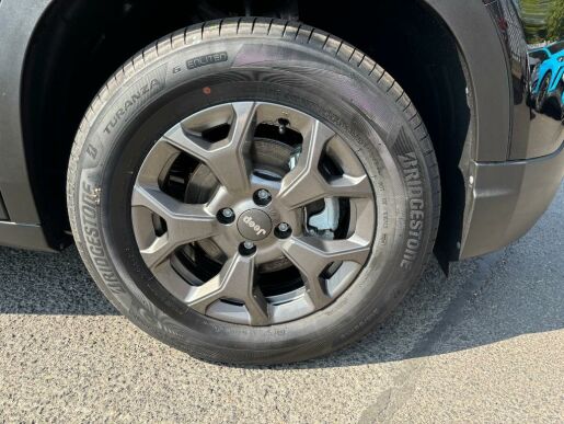 Jeep Avenger 1,2 T (100k) 6MT LONGITUDE
