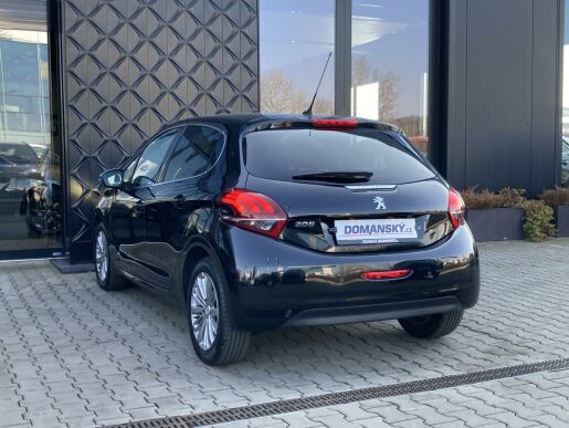 Peugeot 208 ALLURE 1.2 PureTech 60 kW