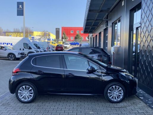 Peugeot 208 ALLURE 1.2 PureTech 60 kW