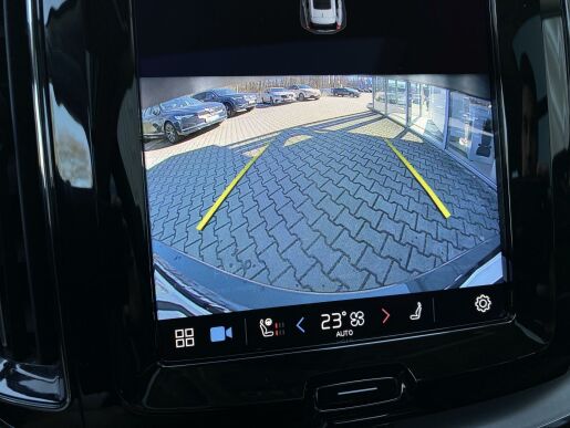 Volvo XC60 T6 AWD RECHARGE + sada kol