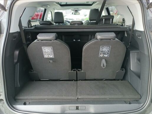 Peugeot 5008 Allure 1.2 PT 130k EAT6