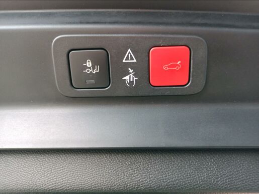 Peugeot 5008 Allure 1.2 PT 130k EAT6