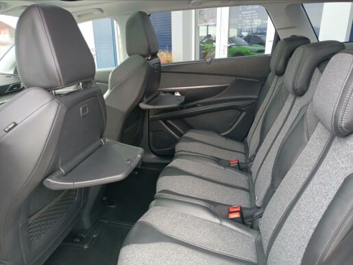 Peugeot 5008 Allure 1.2 PT 130k EAT6