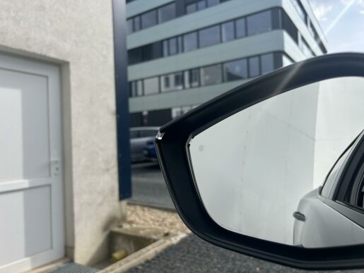 Peugeot 408 ALLURE Hybrid 145k e-DCS6