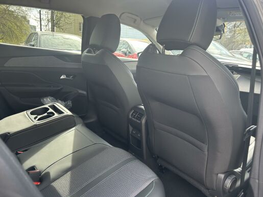 Peugeot 408 ALLURE Hybrid 145k e-DCS6