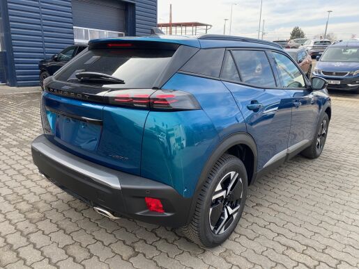 Peugeot 2008 ALLURE PureTech 100 MAN6 - 1844 - CELOROČNÍ PNEU