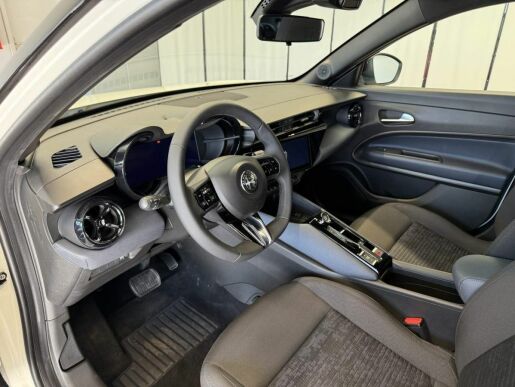 Alfa Romeo Junior Ibrida 1.2 Turbo Hybrid 145k