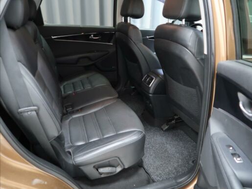 Kia Sorento 2,2 CRDi 4x4 147 kW AUT