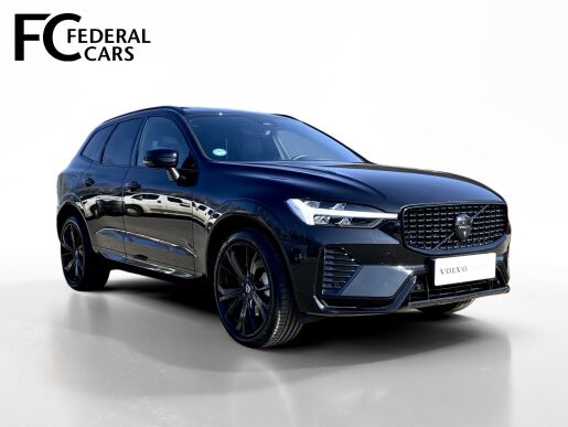 Volvo XC60 B5 (benzín) AWD// BLACK edit.