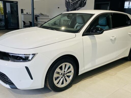 Opel Astra Elegance HB 1.2 TURBO 81kW/110