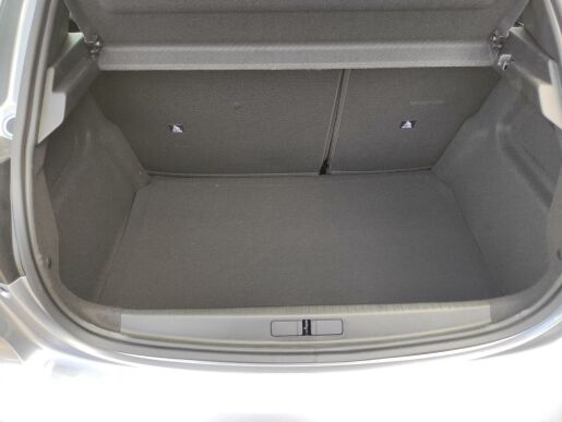 Peugeot 208 STYLE 1.2i 100k MAN6