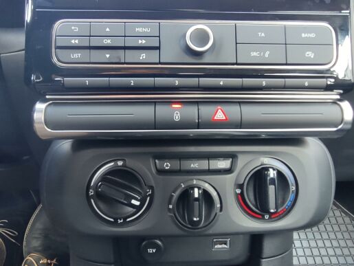Citroën C3 FEEL 1.2i 92k MAN 5 1. MAJITEL