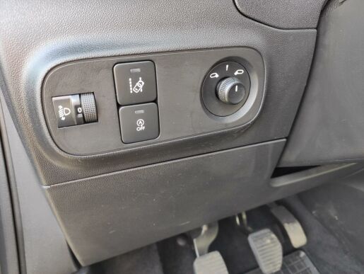Citroën C3 FEEL 1.2i 92k MAN 5 1. MAJITEL