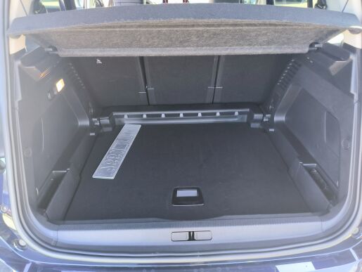 Citroën SUV C5 Aircross MAX 1.5 Hdi 130k EAT8 Alcantara - modrá Eclipse