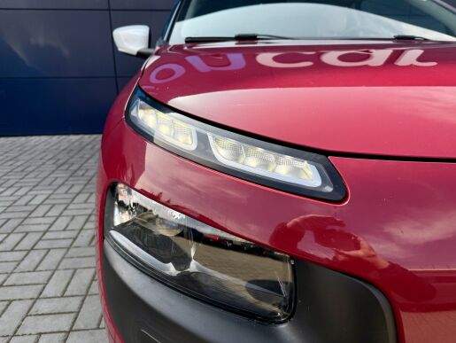 Citroën C4 Cactus SHINE, 110 koní, kamera, navigace