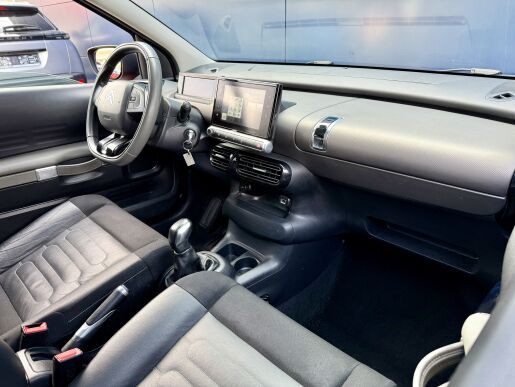 Citroën C4 Cactus SHINE, 110 koní, kamera, navigace