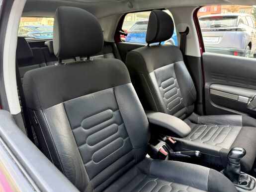 Citroën C4 Cactus SHINE, 110 koní, kamera, navigace