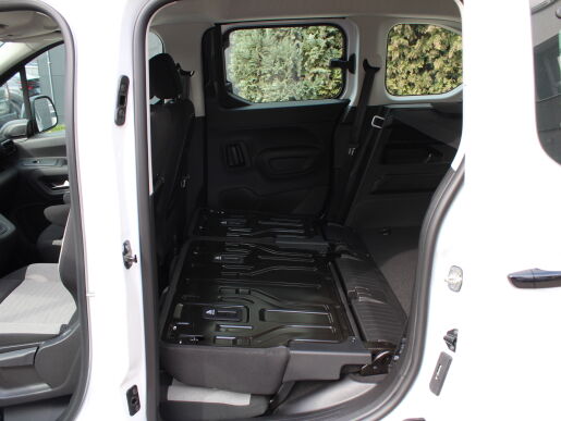 Citroën Berlingo osobní PLUS 1.5 BlueHDi 100 S&S MAN6