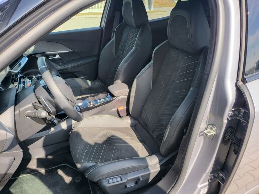 Peugeot 2008 GT Puretech 130k EAT8