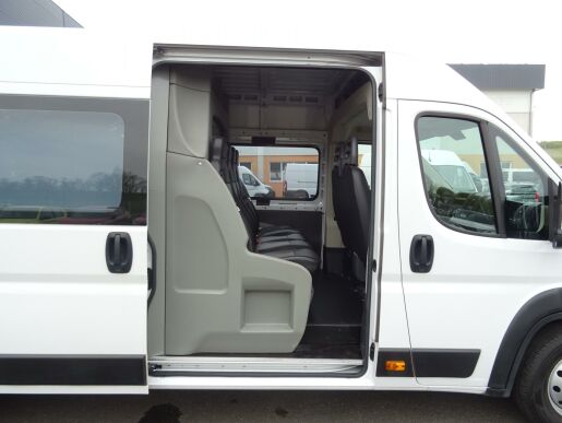 Peugeot Boxer Durisotti L4H2 2.2 140k 7 míst