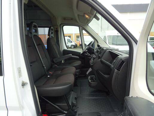 Peugeot Boxer Durisotti L4H2 2.2 140k 7 míst