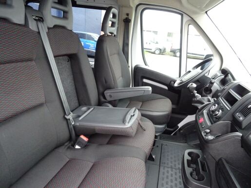 Peugeot Boxer Durisotti L4H2 2.2 140k 7 míst
