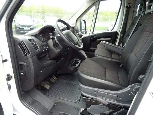 Peugeot Boxer Durisotti L4H2 2.2 140k 7 míst