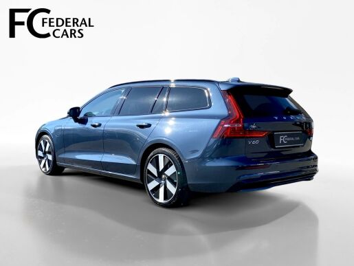 Volvo V60 T6 AWD RECHARGE + sada pneu