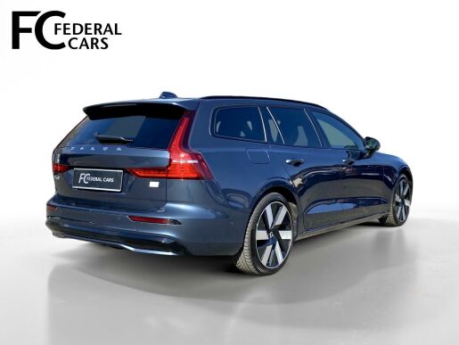 Volvo V60 T6 AWD RECHARGE + sada pneu
