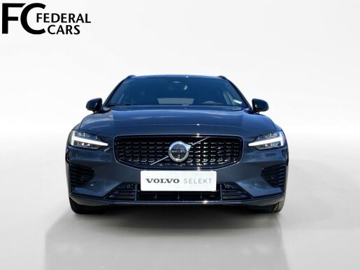 Volvo V60 T6 AWD RECHARGE + sada pneu