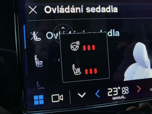 Volvo V60 T6 AWD RECHARGE + sada pneu