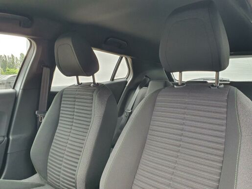 Peugeot 2008 STYLE PureTech 100 S&S MAN6