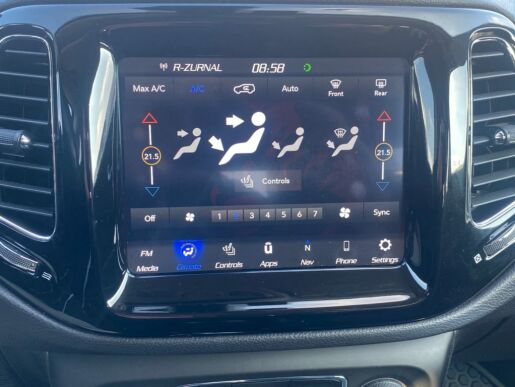 Jeep Compass LIMITED 2,0  4x4  (103kW)