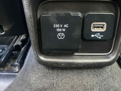 Jeep Compass LIMITED 2,0  4x4  (103kW)