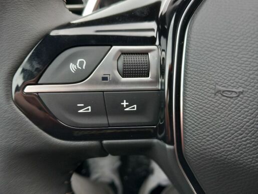 Peugeot 5008 Allure Pack BlueHDI 130 S&amp;