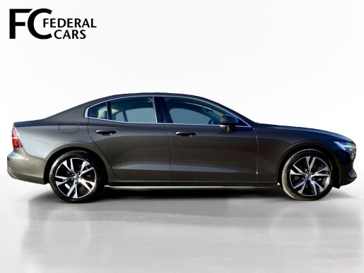 Volvo S60 B4 (benzín) FWD // kamera 360°