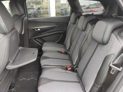 Peugeot 5008 ALLURE PACK 1.5HDI AUT8 7 MÍST