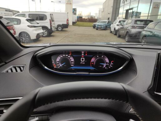 Peugeot 5008 ALLURE PACK 1.5HDI AUT8 7 MÍST