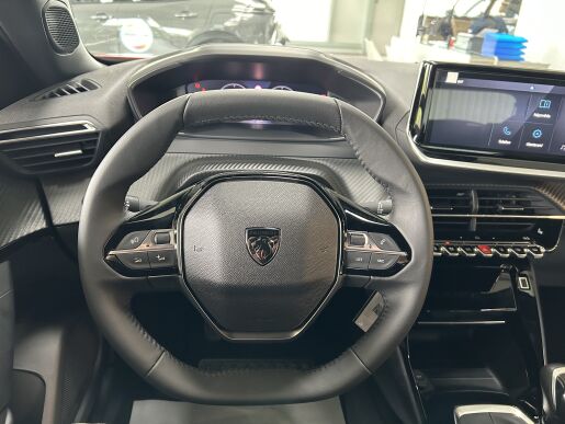 Peugeot 2008 ALLURE PureTech 100k MAN6