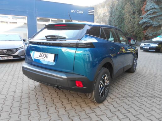 Peugeot 2008 STYLE Hybrid 136 e-DCS6