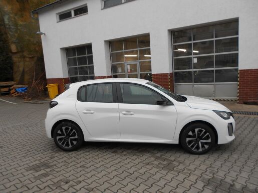 Peugeot 208 STYLE Hybrid 100 e-DCS6