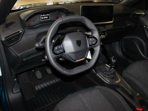 Peugeot 2008 STYLE PureTech 100 S&S MAN6
