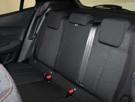 Peugeot 2008 STYLE PureTech 100 S&S MAN6