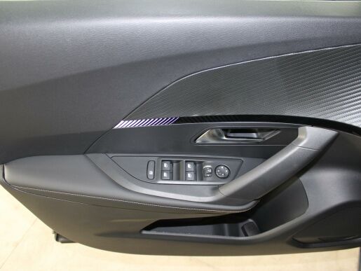Peugeot 2008 ALLURE PureTech 100 S&S M
