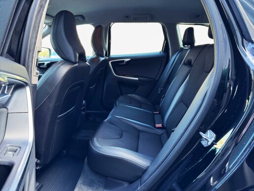 Volvo XC60 D4 AWD AUT (162kW) POLESTAR